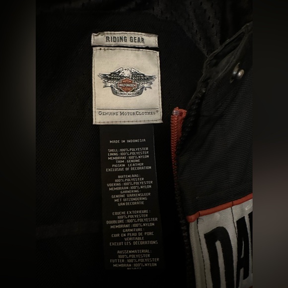 Harley Davidson Jacket - Picture 3 of 7